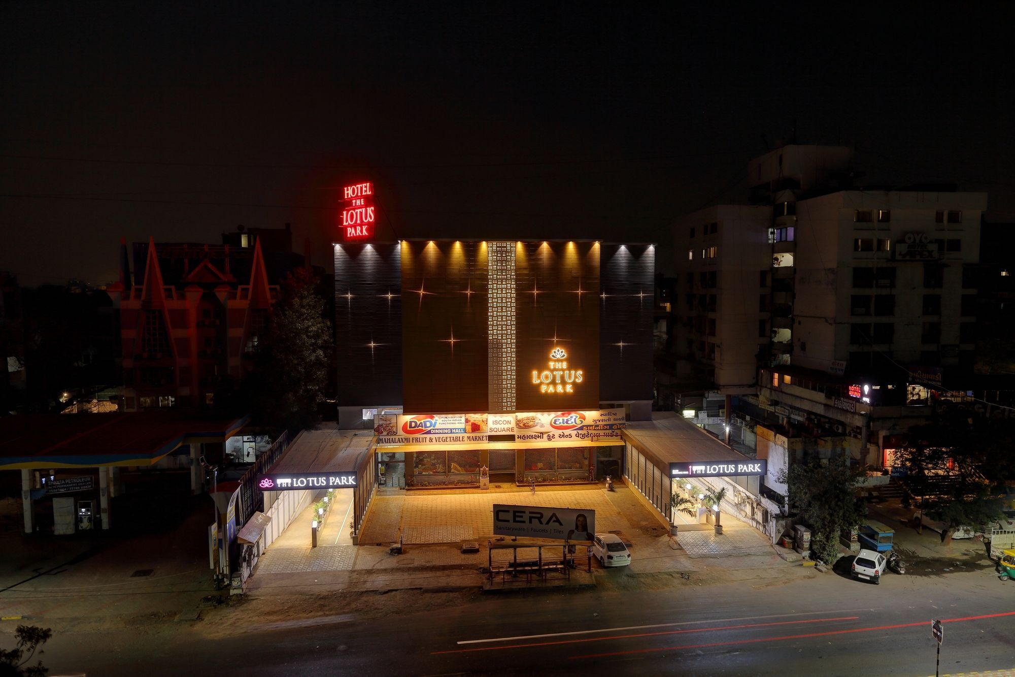 Hotel The Lotus Park Ahmedabad Esterno foto