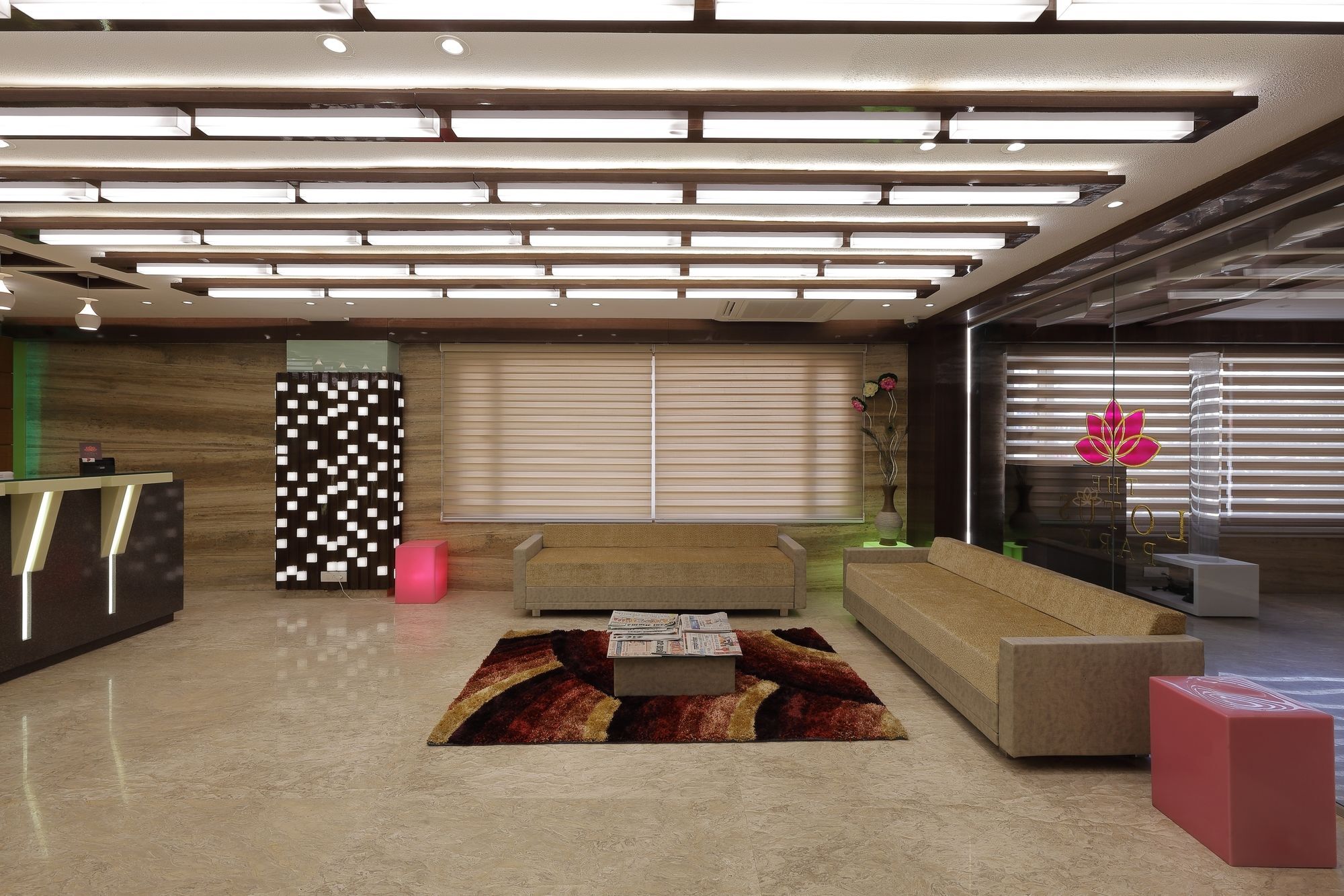 Hotel The Lotus Park Ahmedabad Esterno foto